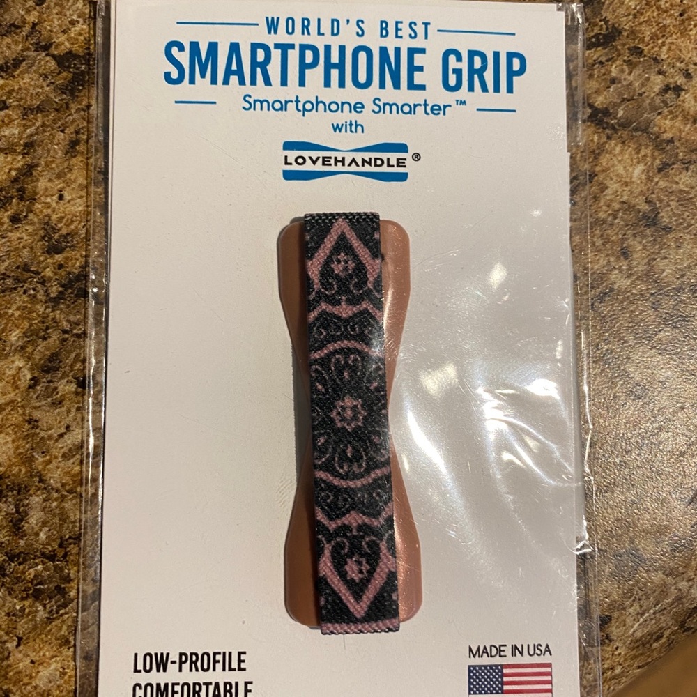 Lovehandle phone grip pink and black